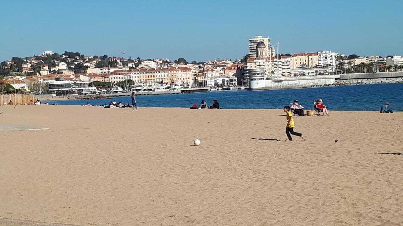 Fréjus plage T2, piscine, parking, plages à 200m Exterior foto